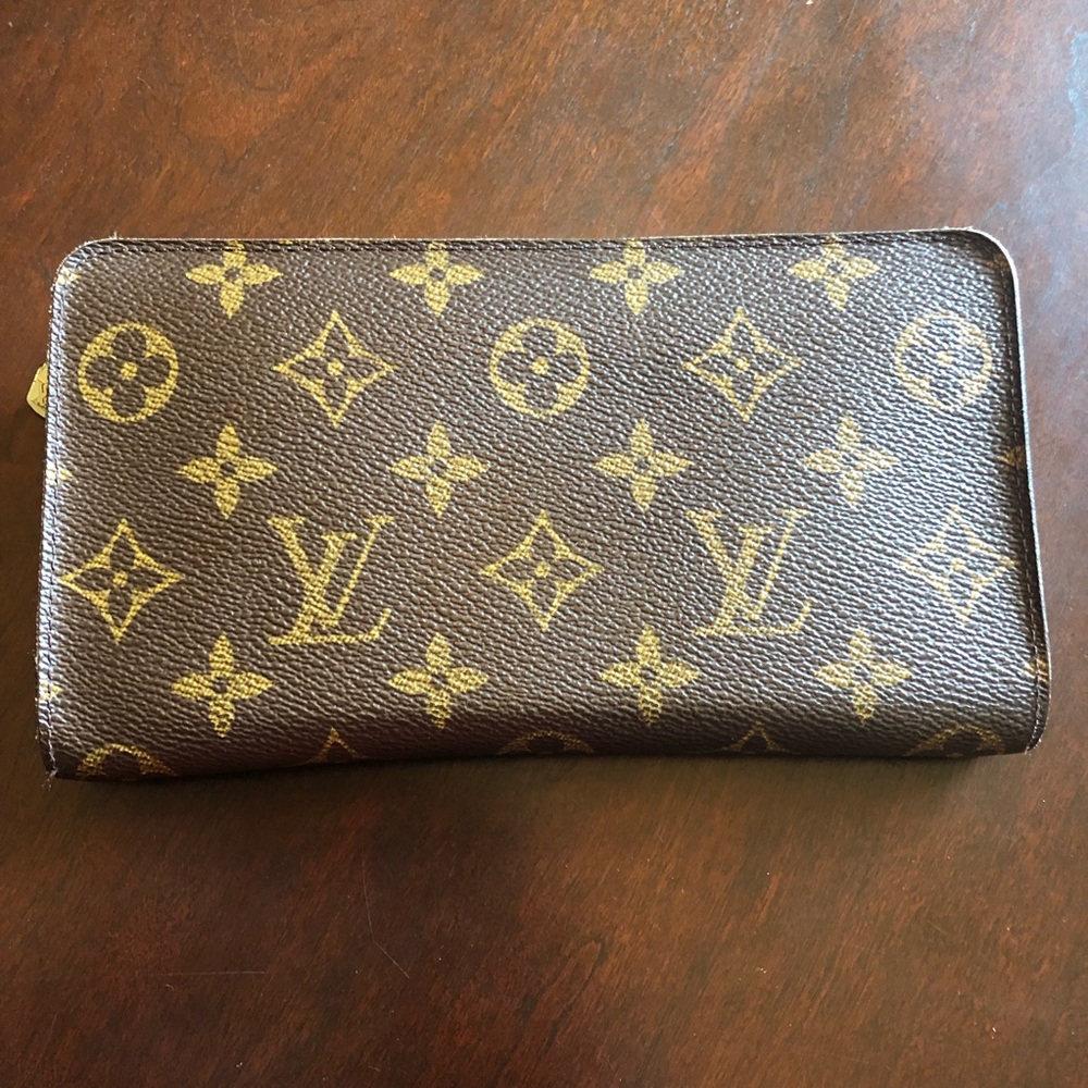 Louis Vuitton Monogram Wallet